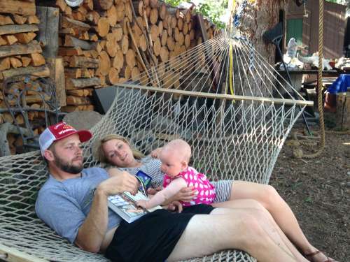 Aunt and uncle in a hammock? YES PLEASE! 