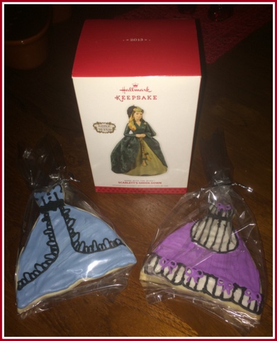 What an event! These handmade cookies were given out after the movie, and a few ornaments were given out for costumes. I was thrilled to win a prize for dressing up.