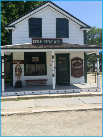 The inside of the "General Store" makes me want to go antiquing!