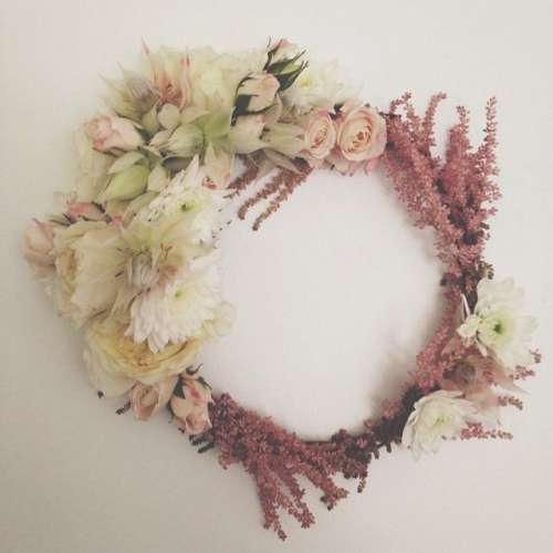 f3158d1a9ec9f453a5aafb2931f107a7 flower crown