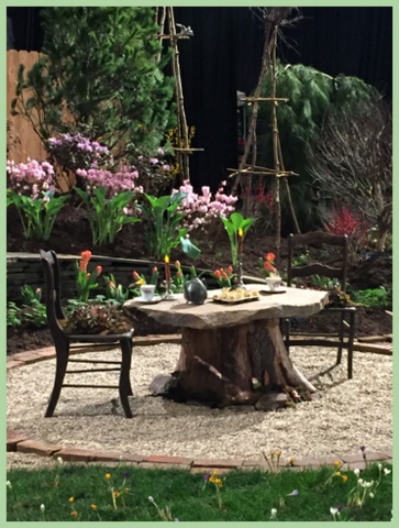 This was my favorite exhibit at the Connecticut Flower and Garden show this year. I want a table like that!