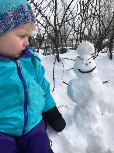 Ava is skeptical of her new friend.